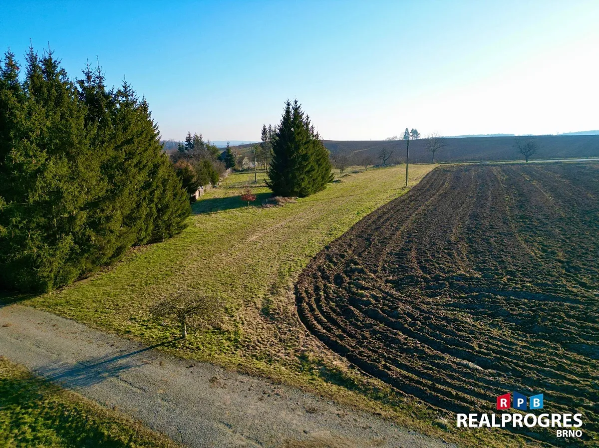 Prodej stavebního pozemku 772 m²